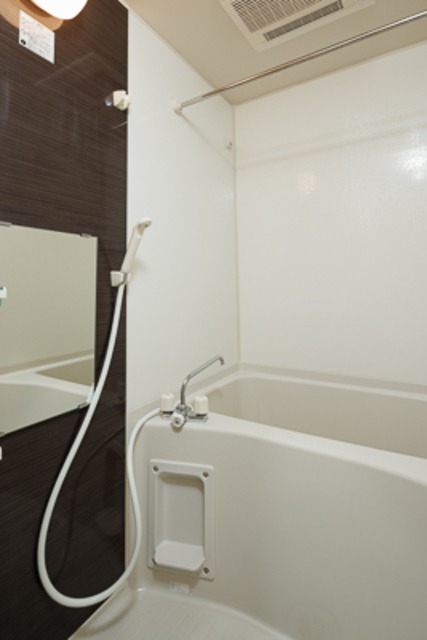 バス・シャワールーム　※写真は同タイプ住戸です。