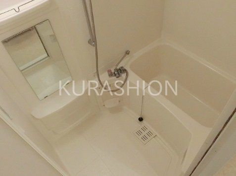 バス・シャワールーム　部屋の写真になります。