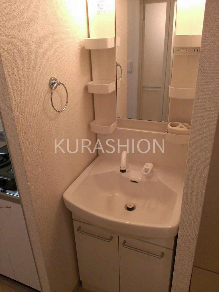 洗面設備　部屋の写真になります。