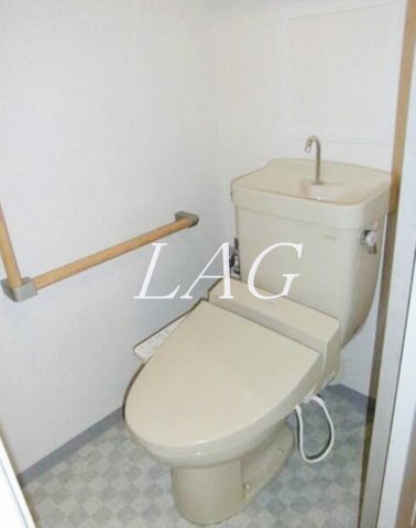 トイレ　トイレです。