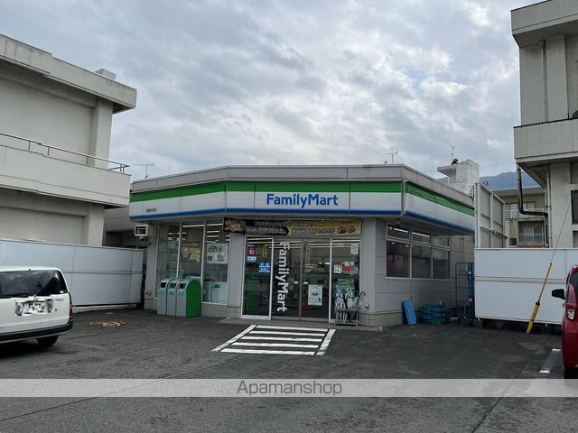 コンビニ　ファミリーマート三島中央店（コンビニ）まで406m