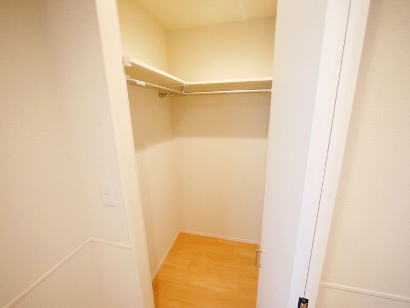 収納　別部屋参考写真