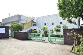 小学校　三鷹市立羽沢小学校（小学校）まで442m