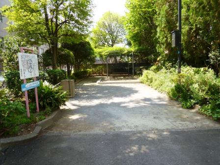 公園　上用賀四丁目公園（公園）まで983m