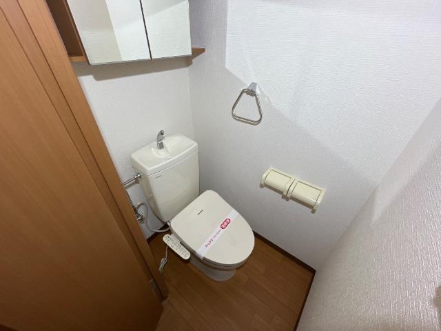トイレ　シャワー付トイレ