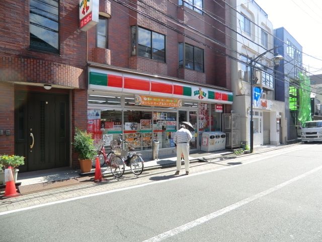 コンビニ　サンクス五反野南口店（コンビニ）まで333m