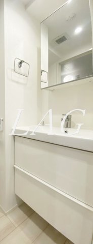 洗面設備　独立洗面台です。