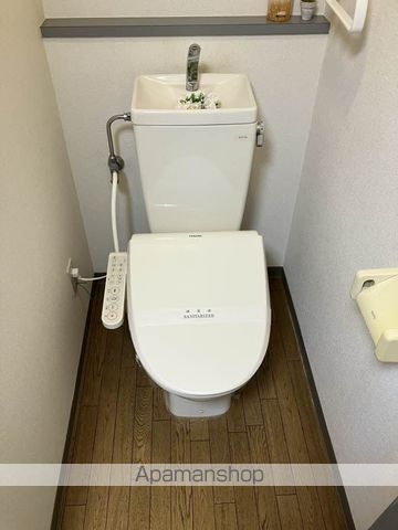 泉川マンションのトイレ写真