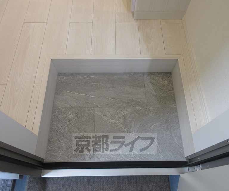 玄関　明るい玄関です