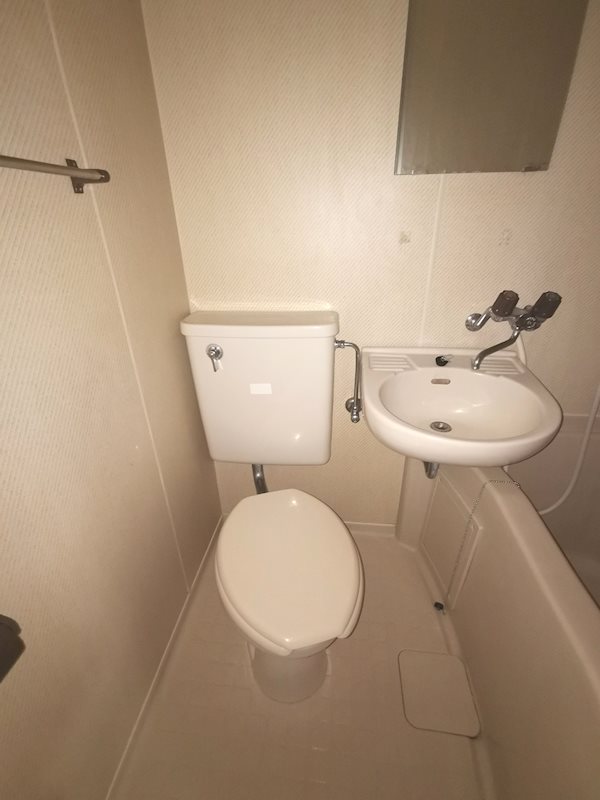 トイレ　別部屋参考
