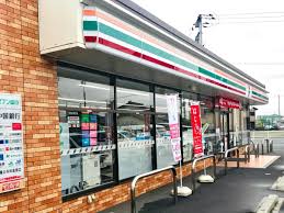 コンビニ　セブンイレブン岡山芳明小前店（コンビニ）まで455m