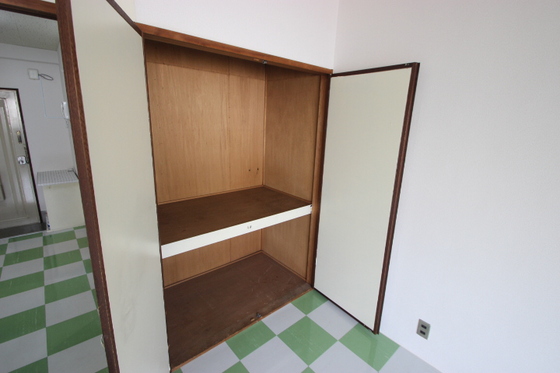 収納　※別部屋の写真です