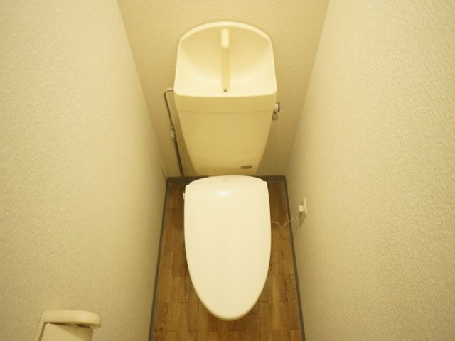 遠州鉄道 上島駅 徒歩5分 3階建 築31年のトイレ写真