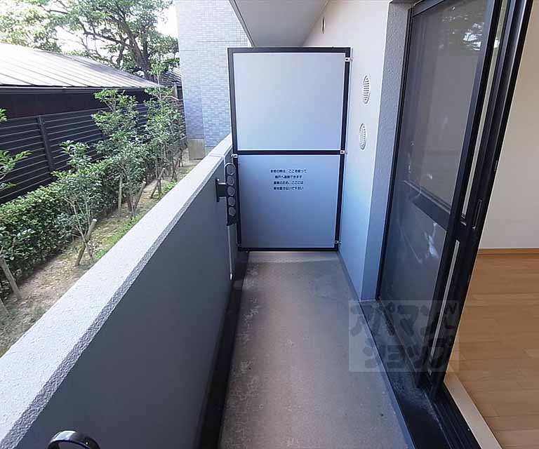 バルコニー　バルコニーも広々