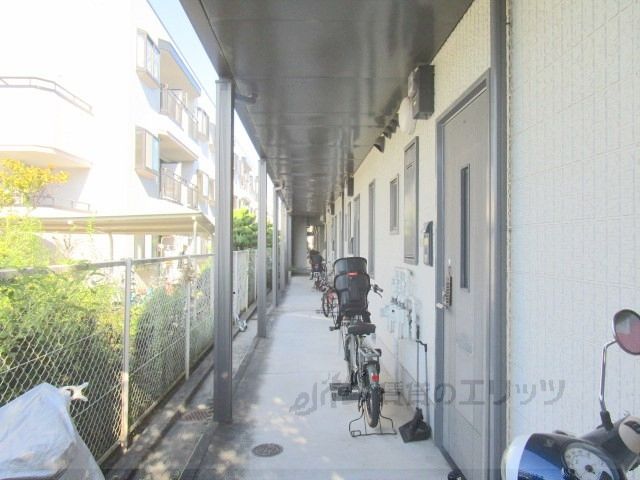 その他　通路