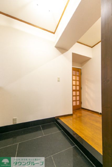玄関　※写真は同タイプ住戸です。