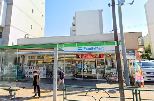 コンビニ　ファミリーマート大島四丁目店（コンビニ）まで1051m