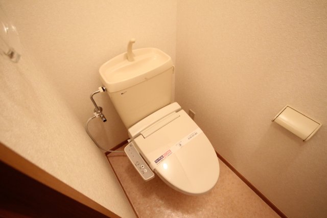 トイレ　同間取り参考写真