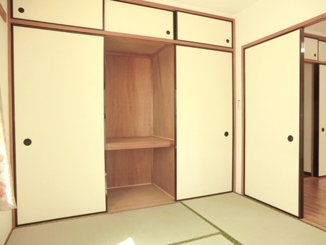 収納　☆各居室に収納あり！お荷物が多い方でも安心です。☆