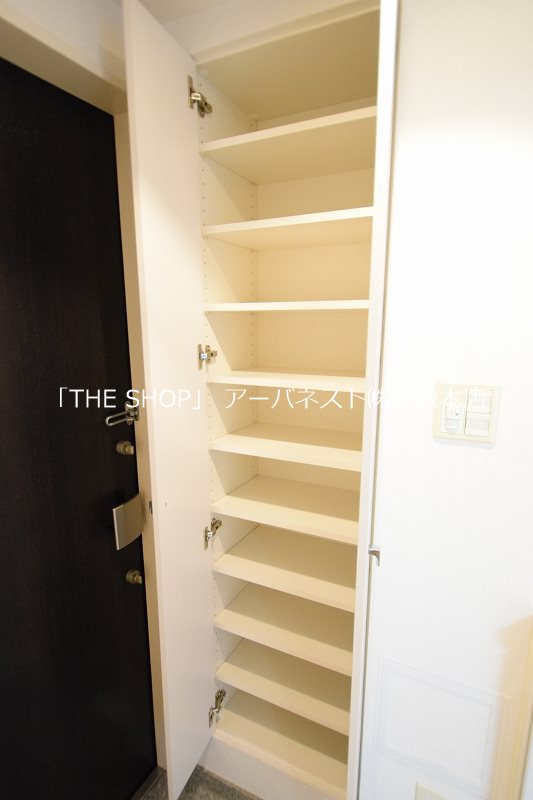 収納　同物件別タイプの室内写真です