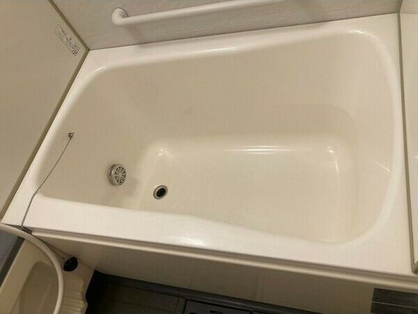 バス・シャワールーム　※別部屋写真となります