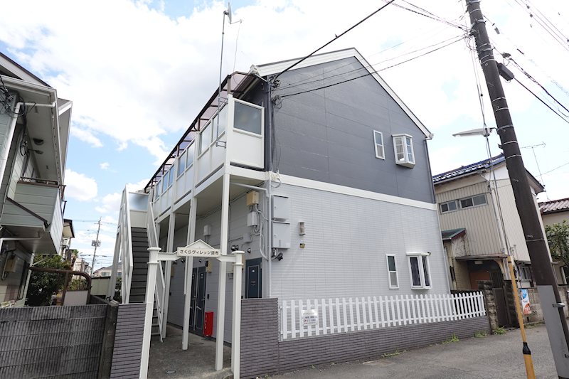 エントランス　かわいい看板がついてます