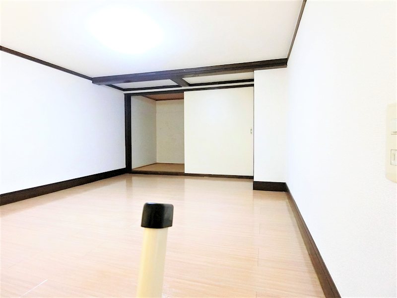 その他部屋・スペース　ロフトに収納があります