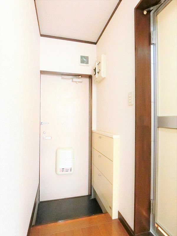 玄関　段差の少ない楽々玄関