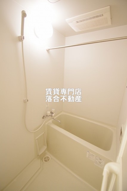 バス・シャワールーム　落ち着いた空間のお風呂♪
