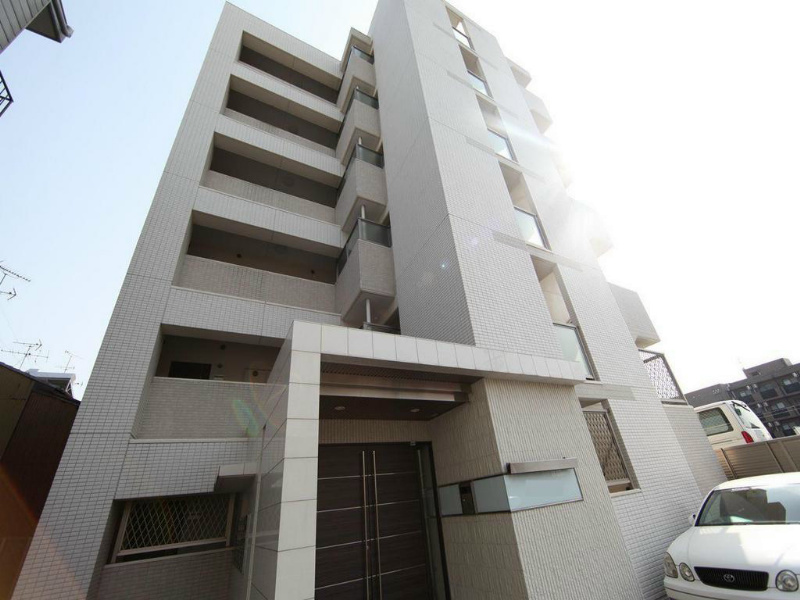 建物外観　外観　オートロック　防犯カメラ　家具家電ご用意できます