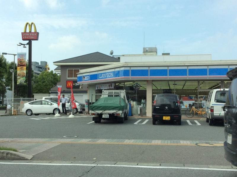 コンビニ　ローソン姫路東延末二丁目店（コンビニ）まで386m