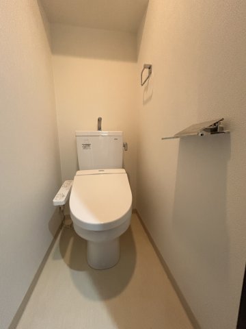 トイレ　清潔感のあるトイレです