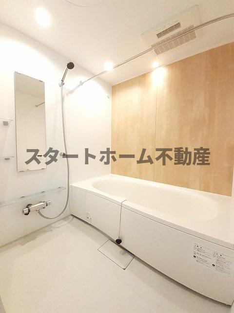 バス・シャワールーム　ゆったり過ごせるお風呂です