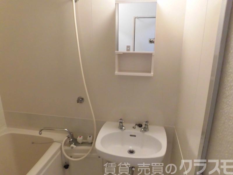 洗面設備　洗面台です。