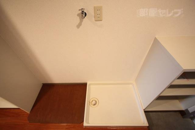 洗面設備　７Ｃ号室内装写真参照