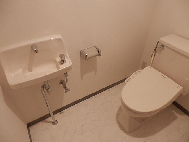 トイレ　（別タイプ参考写真）ガーデンクレス　板橋区?塚４