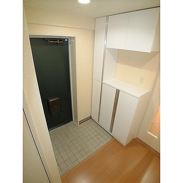 玄関　（別タイプ参考写真）ガーデンクレス　板橋区?塚４