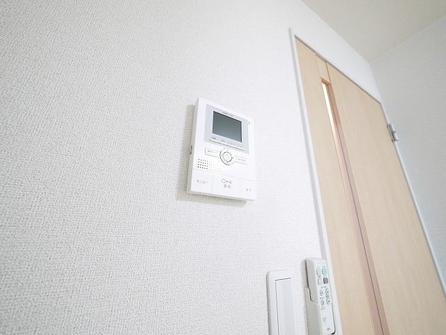 セキュリティ　モニター付きインターホンです