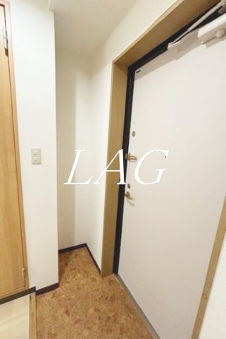 玄関　玄関です。