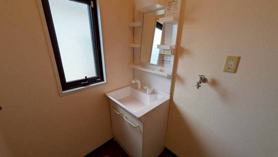 洗面設備　※別部屋の写真です