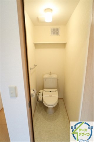 トイレ　パース写真