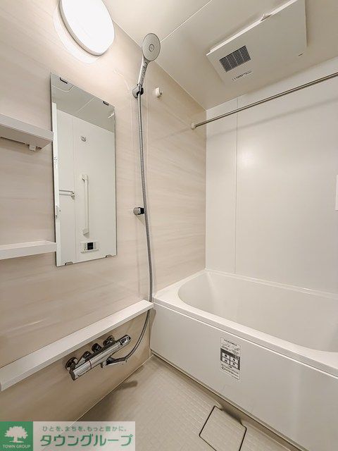 バス・シャワールーム　※写真は同タイプ住戸です。