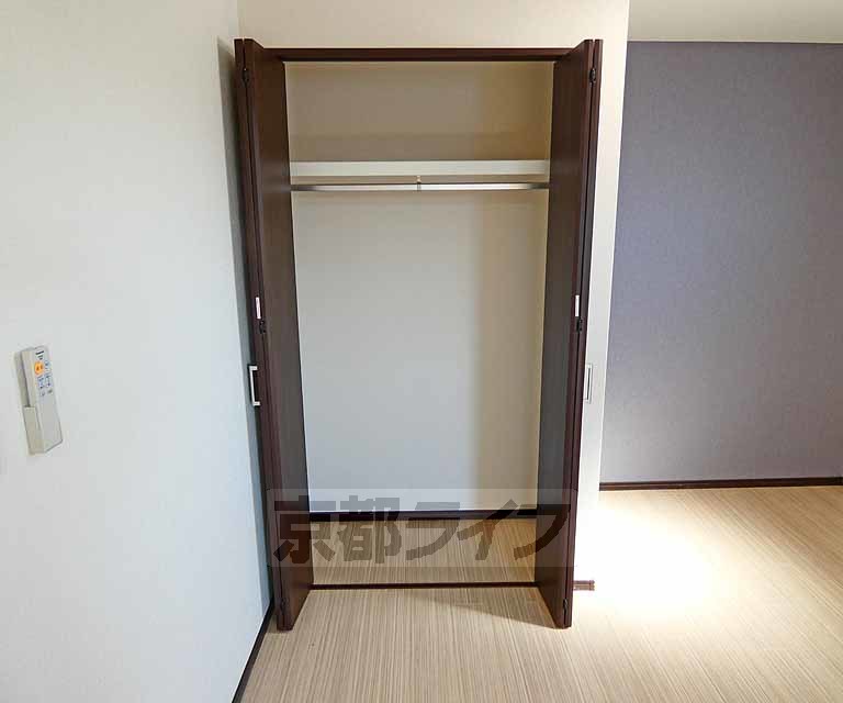 収納　大きな収納付いてます。
