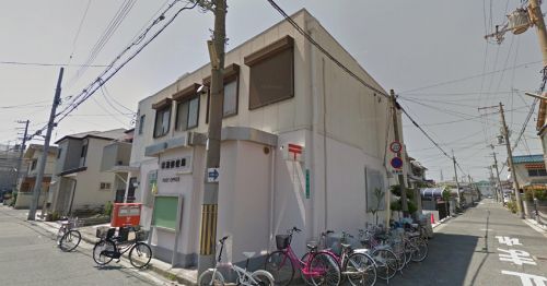 郵便局　堺湊郵便局（郵便局）まで95m