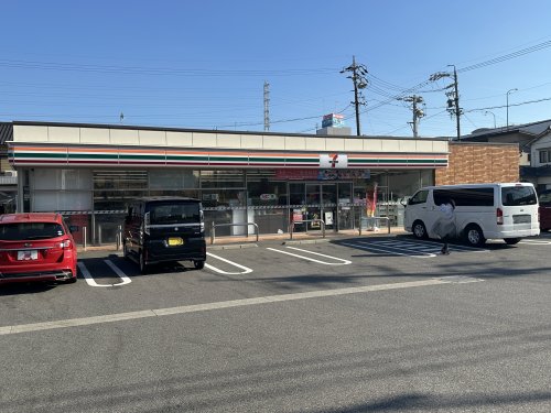 コンビニ　セブン-イレブン 名古屋前浜通３丁目店（コンビニ）まで209m