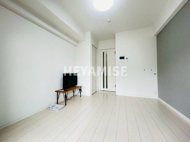 居室・リビング　同間取り、別号室のお部屋のお写真となります。
