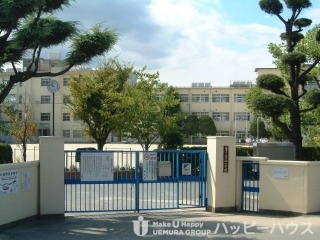 小学校　福岡市立筥松小学校（小学校）まで300m