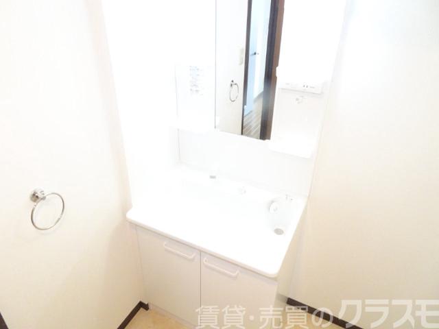 洗面設備　使いやすいシャンプードレッサー♪