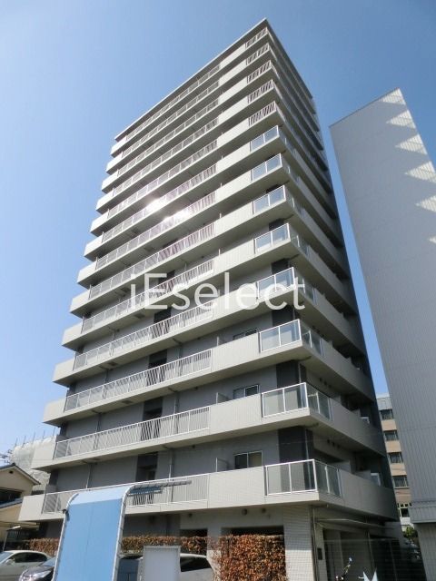 建物外観　２００９年築、駅まで５分のオートロックマンションです。