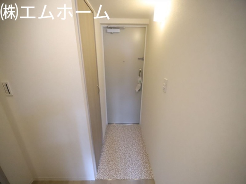 玄関　玄関　シューズインクローク
